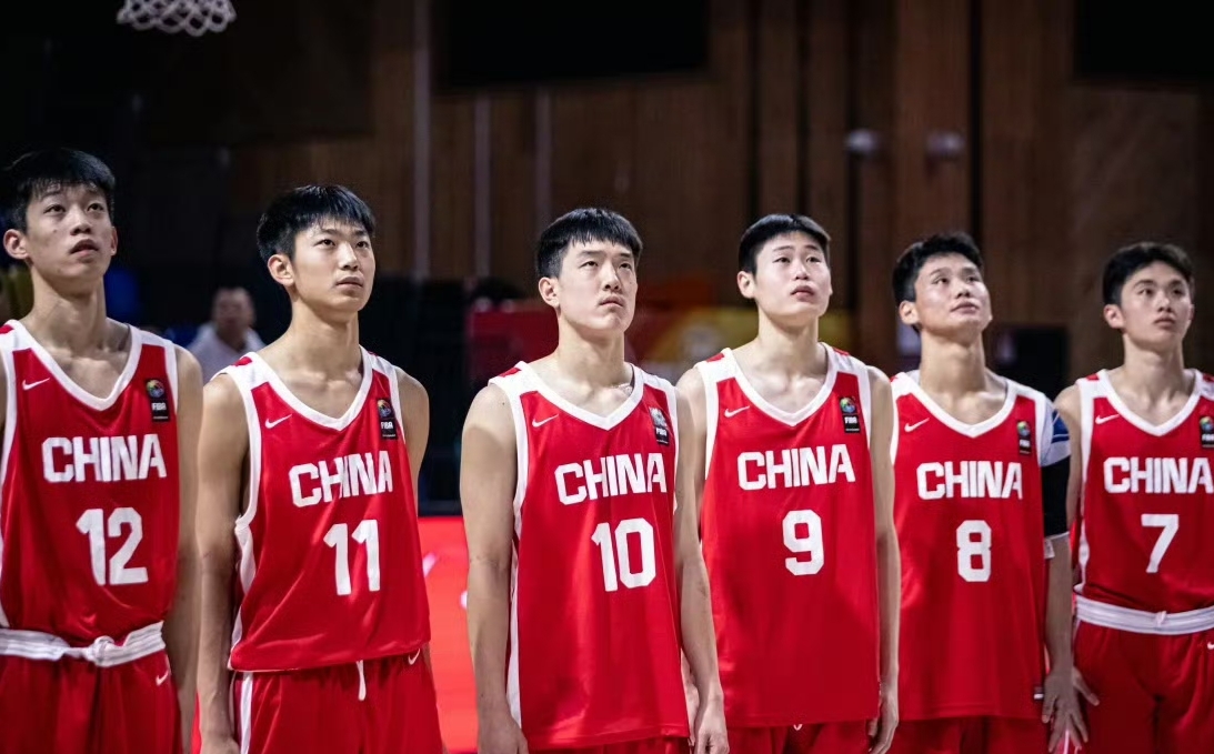 大发娱乐平台-香港男篮实力爆发,艰难取胜,冲刺总冠军是谁